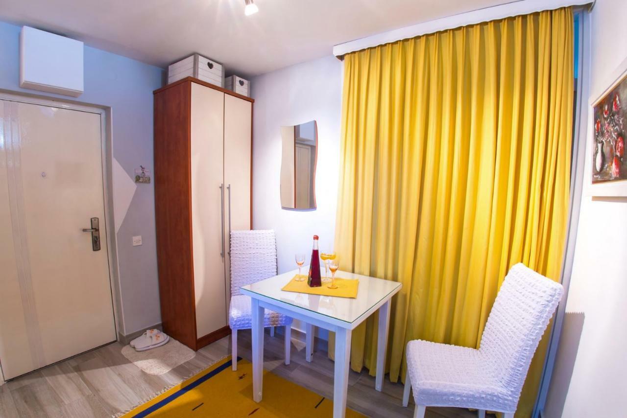 Yellow Lily * Mostar